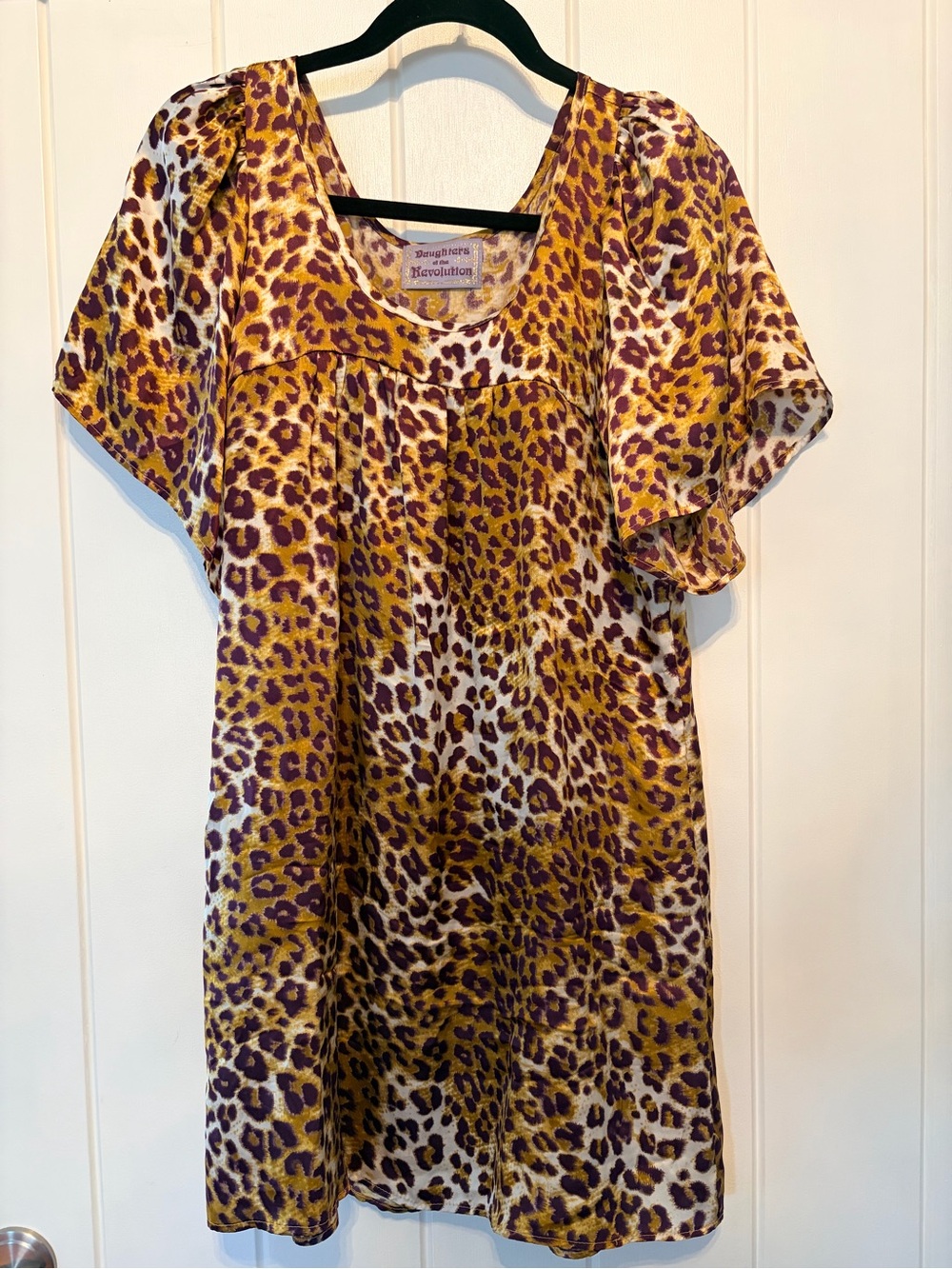 Daughters of the Revolution Leopard Print Flutter Sleeve Top - Yellow/Purple